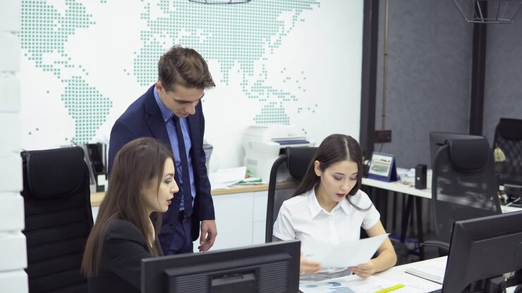 View the best agencies for international expansion